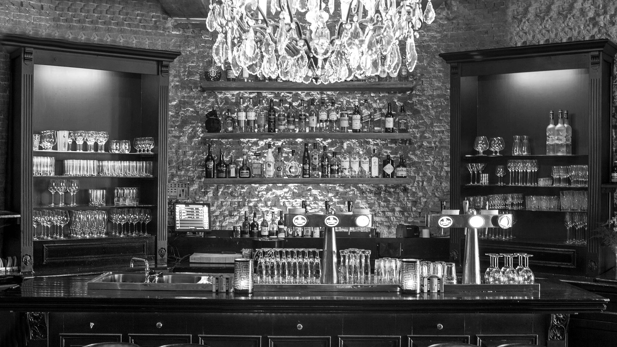 De Molen Kaatsheuvel restaurant • terras • bar HOME